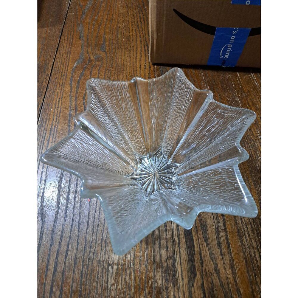 Vintage Crystal Starburst Bark Texture Star Shaped Bowl Centerpiece Good Quality